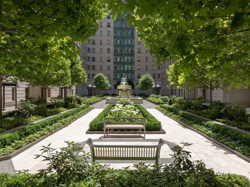 Courtyard Apartment Complexes