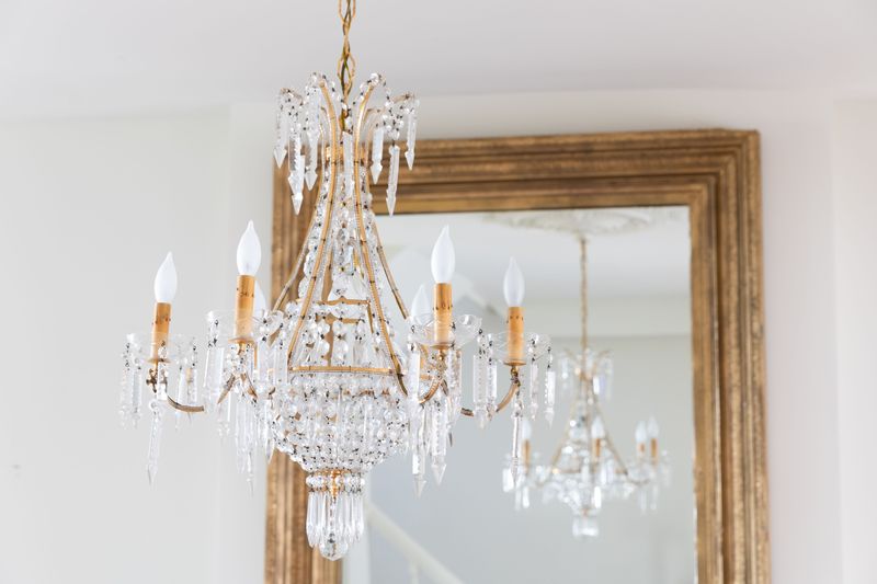 5 Treasures In Galena Homes That Are Suddenly Popular (And 3 That Never Went Out Of Style) - Decor Hint Historic Light Fixtures