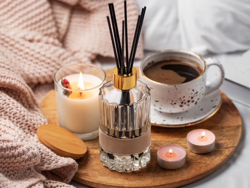26 Insider Tips For Creating The Perfect Home - Decor Hint Use Scent Strategically (Candles, Diffusers)
