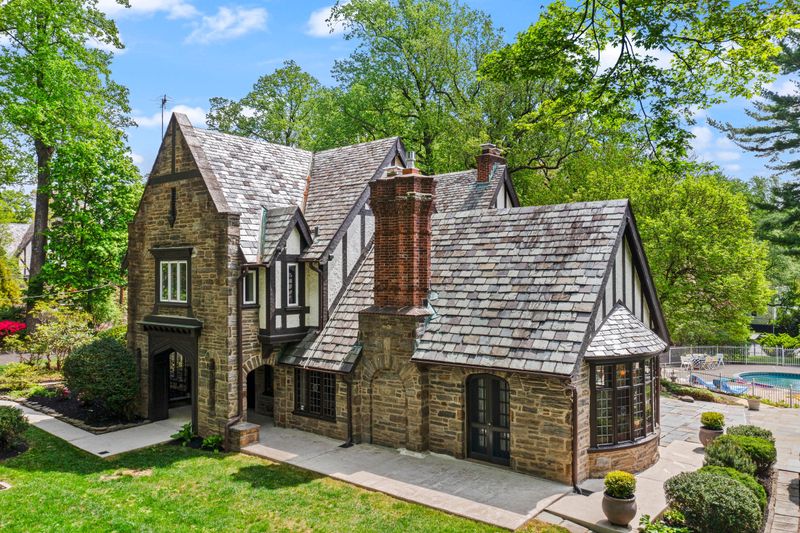 9 Historic Home Fronts That Showcase OKC's Classic Curb Appeal Style - Decor Hint English Tudor Cottage: Nichols Hills Elegance in Miniature