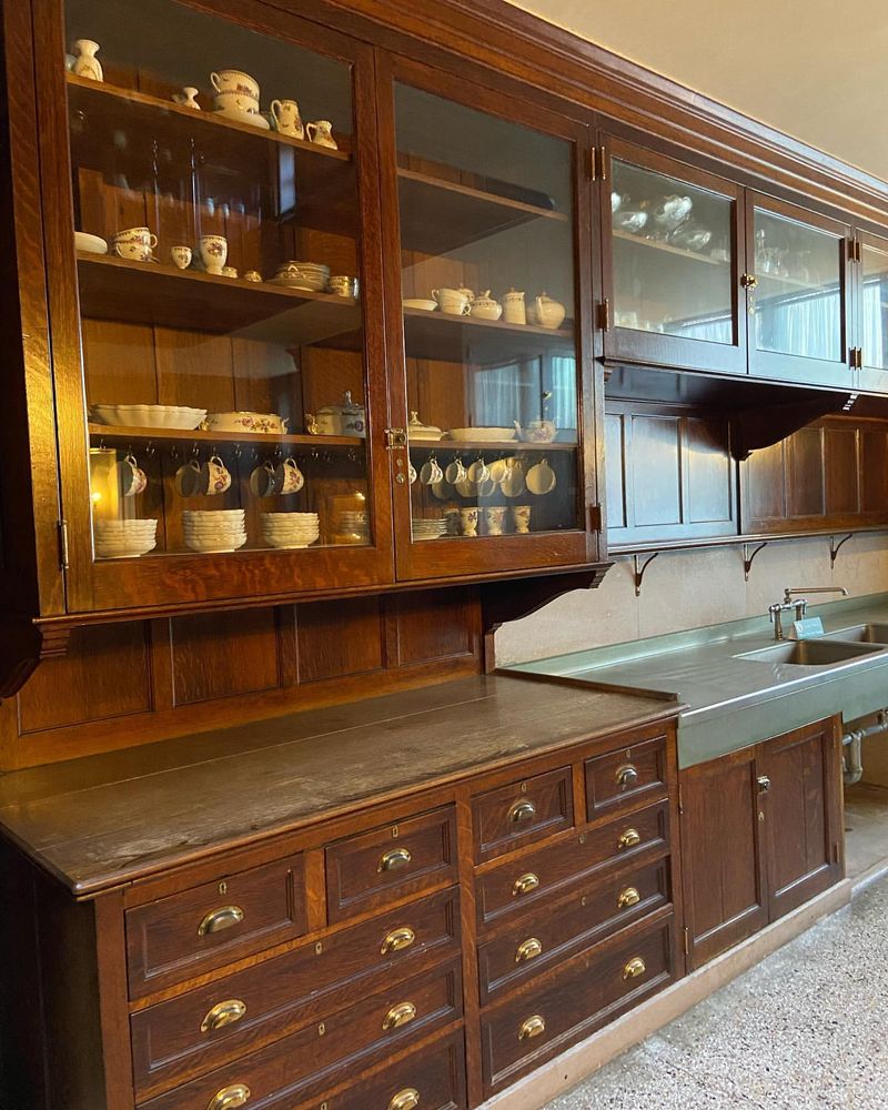 Butler's Pantry