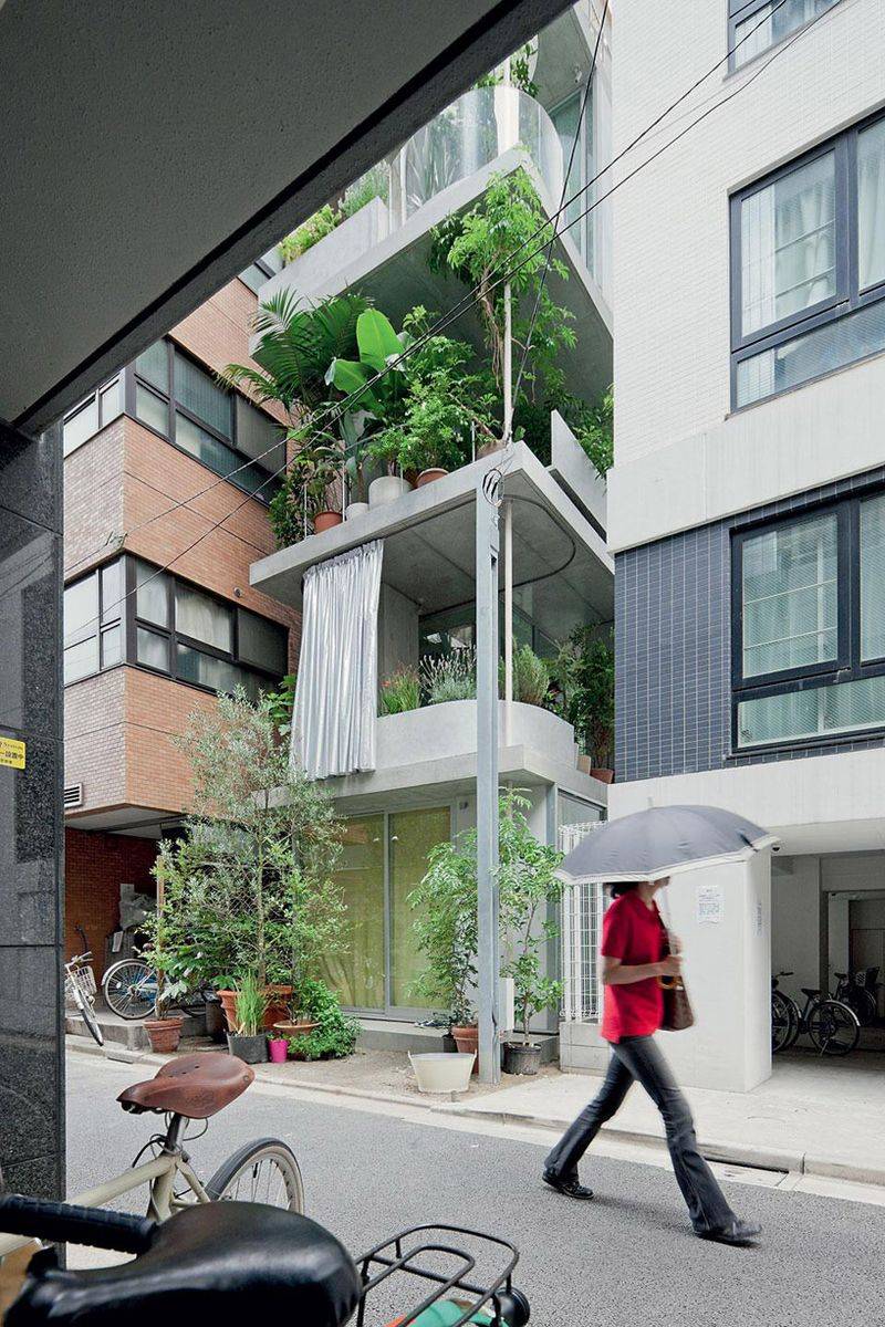 13 Incredible Homes Built Around Nature - Decor Hint Forest House – Tokyo, Japan