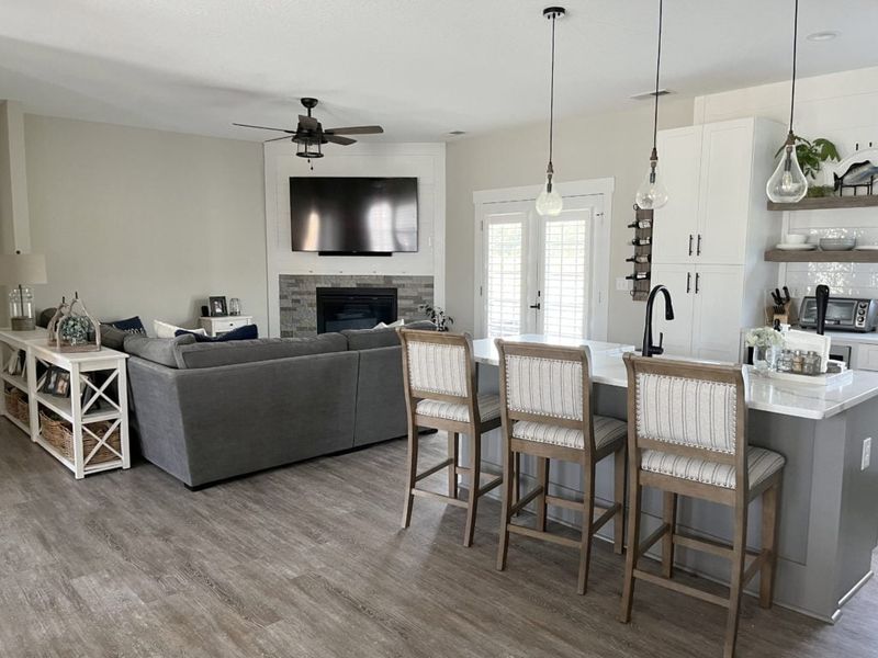 11 Sherwin-Williams Paint Colors Favored By Georgia Homeowners - Decor Hint Agreeable Gray: The Ultimate Chameleon