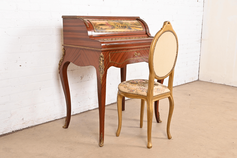 Indiana's Collectibles Market Faces Change With 14 Items Losing Value Fast And 6 Now Practically Worthless - Decor Hint Antique Furniture