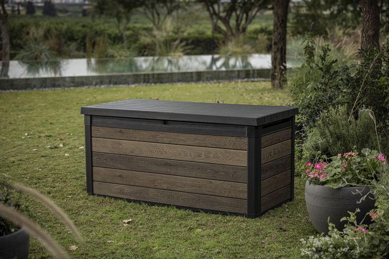 14 Clever Storage Tricks For Cleaning Up Your Backyard - Decor Hint Weatherproof Storage Boxes