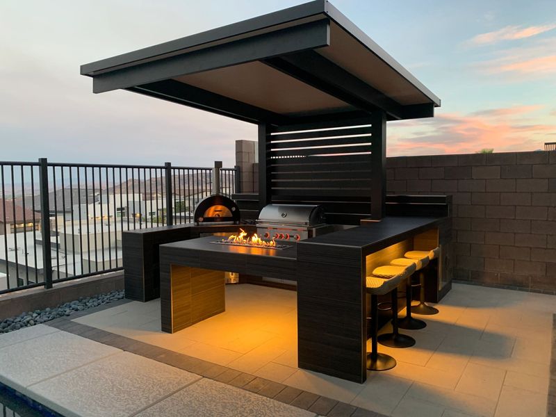 You'll Find These 10 Unique Outdoor Ideas In Homes Across Las Vegas - Decor Hint Covered Outdoor Kitchens
