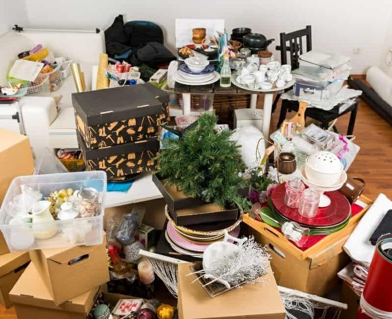 9 Things That Have No Business In Your Home And 9 You Should Invest In - Decor Hint Gifts You Keep Out of Guilt