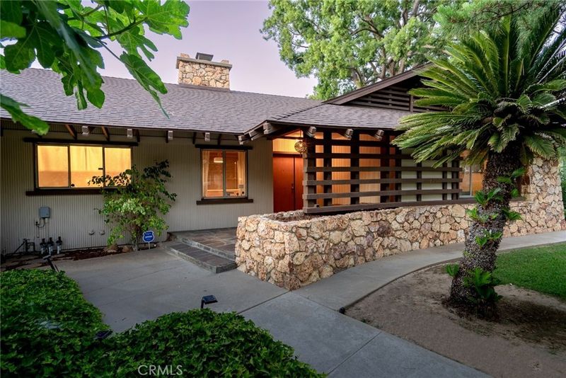 California Ranch Entrances