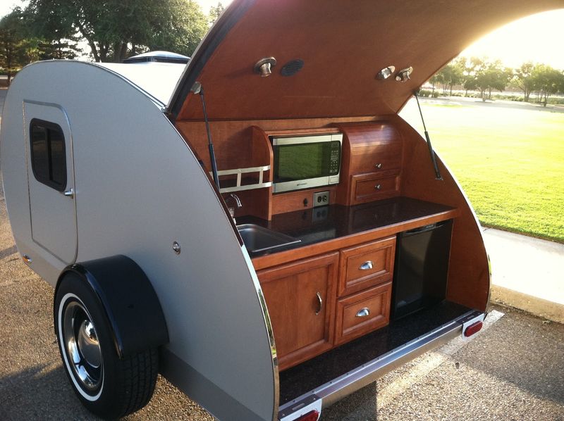 22 Coolest Tiny Homes On Wheels Cruising Around Texas - Decor Hint Teardrop Camper Tiny