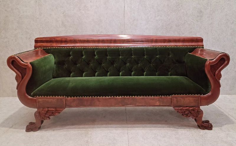 Vintage Accents That Showcase New Jersey's Enduring Furniture Trends - Decor Hint Victorian Tufted Settees