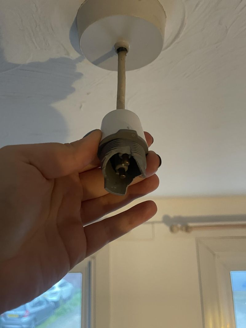 Broken Lamps