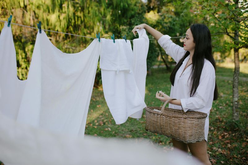 12 Expert Cleaning Habits That Could Transform Your Home Maintenance - Decor Hint Laundry Scheduling