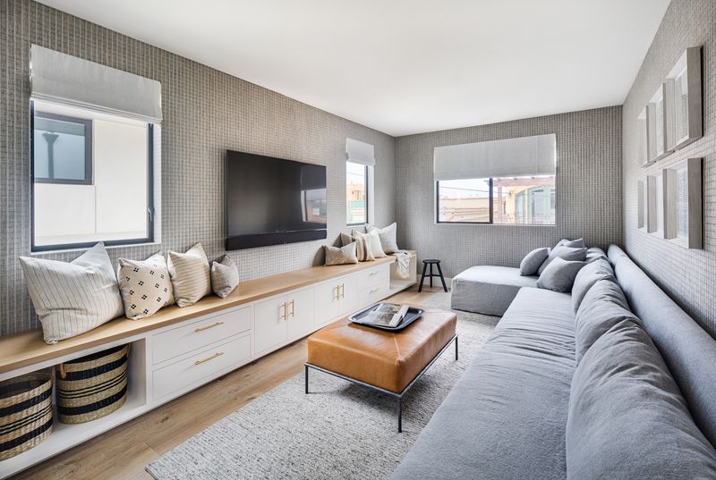 Don't Rearrange Your Living Room Until You See These 16 Layouts - Decor Hint Awkward Room Problem-Solver
