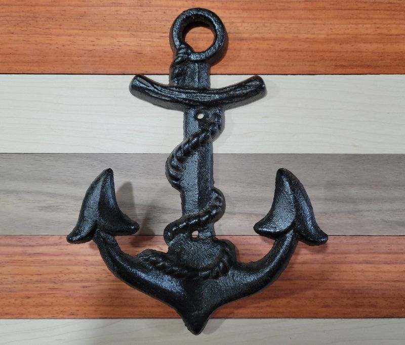 25 Outdoor Shower Ideas That Give Off BIG Beach House Energy - Decor Hint Nautical Hook Details