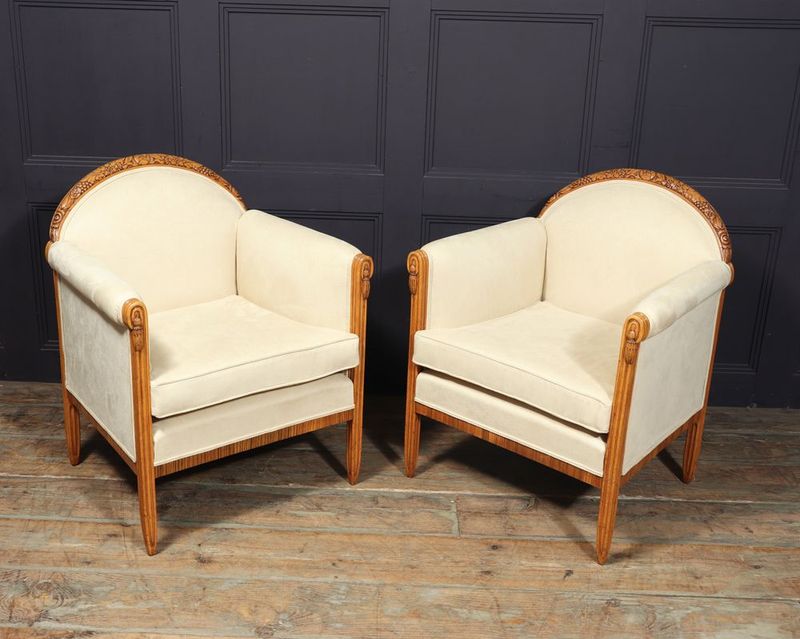 2026 Collectibles Forecast 6 Antiques You Should Hold And 7 That Could Drop - Decor Hint Art Deco Chair (could drop)