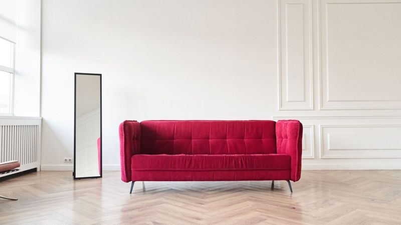 10 Furniture Colors To Ditch In 2025 And 10 That Should've Never Happened - Decor Hint Cherry Red Lacquer