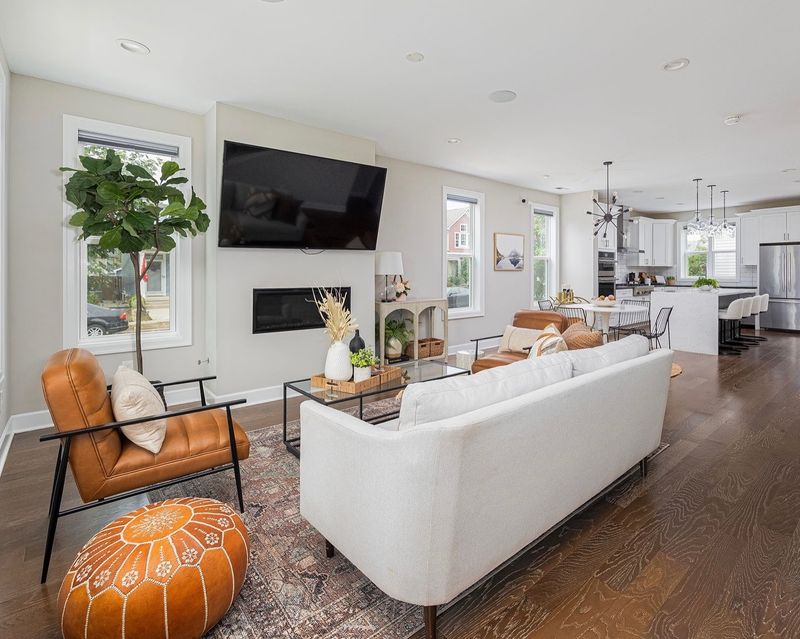 18 Reasons Why More Builders Are Saying No To Open Concept Homes - Decor Hint Limited Wall Space