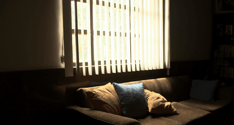 Washington Homes Still Using These 12 Styles? They're Almost Out - Decor Hint Vertical Blinds