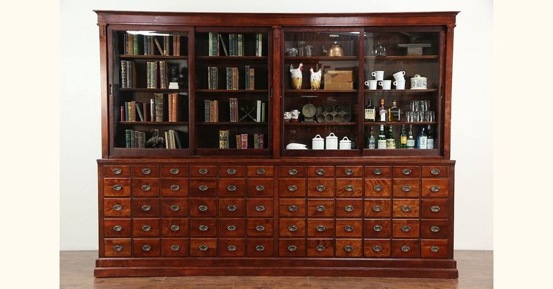 22 Ways To Use Antiques In Your Home Without It Looking Like A Museum - Decor Hint One Statement Piece Per Room