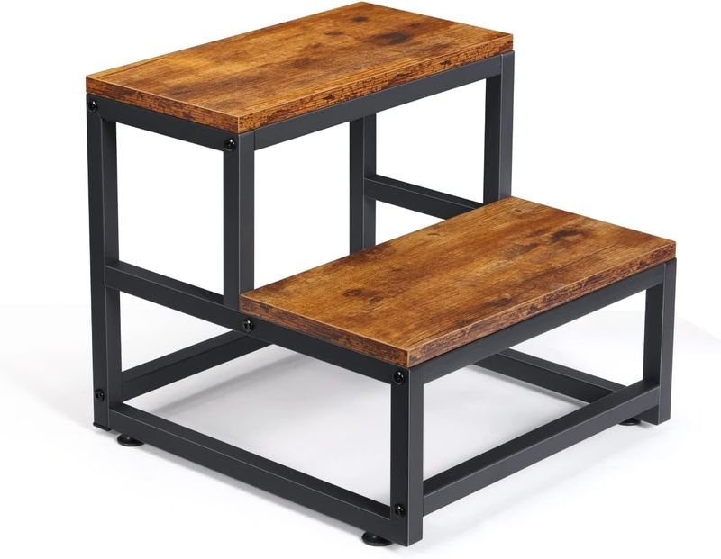 12 Household Items To Ditch After 60 And 7 You Shouldn't Have Had In The First Place - Decor Hint Step Ladders Without Handrails