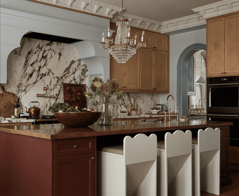 The 13 Paint Tricks Designers Swear By For A More Luxurious Kitchen - Decor Hint Contrasting Trim