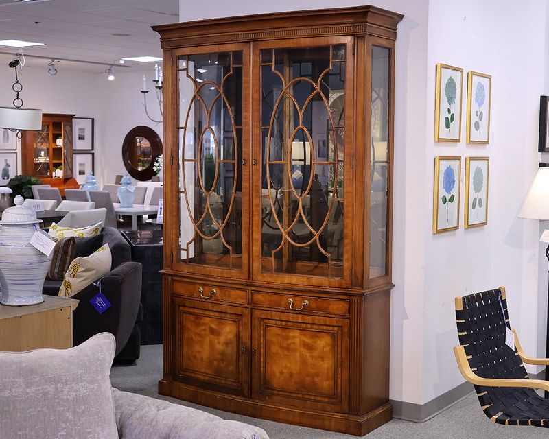 Glass Display Cabinets Showing Cracks In Value