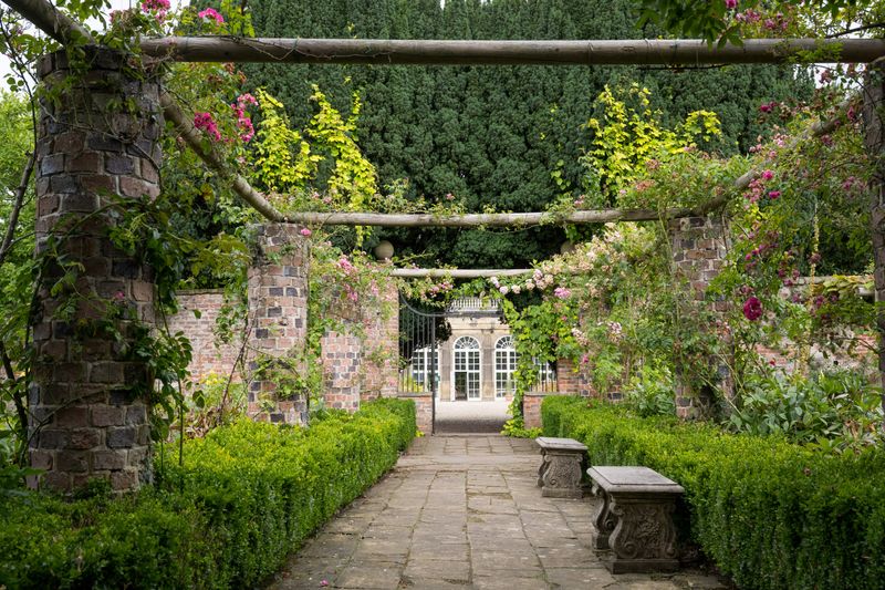 Estate Grounds That Feel Timeless and Alive
