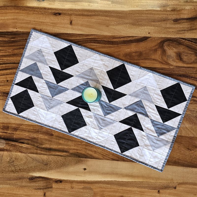9 Vermont Collectibles Nobody Wants Anymore (And 3 Still Loved By Collectors) - Decor Hint Faded Quilted Table Runners
