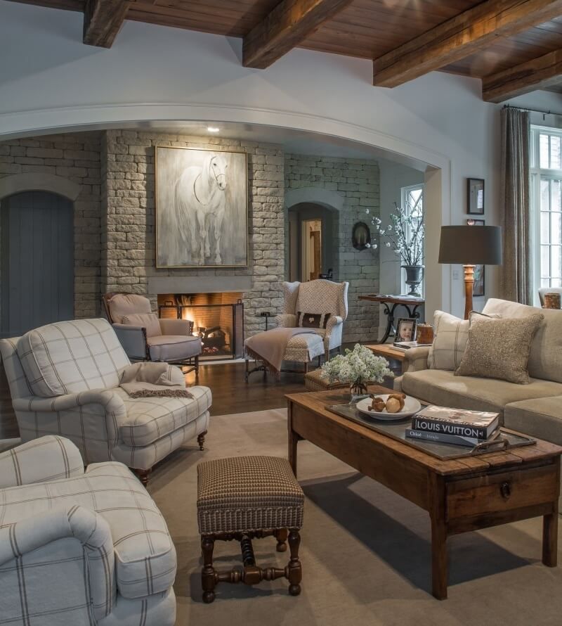 13 Signature Style Elements Bringing Southern Charm Into Memphis Homes - Decor Hint Antique Wood Furniture