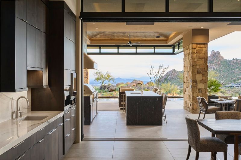 Efficient Layouts With Shade Considerations: Practical Desert Design