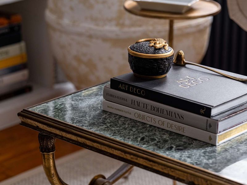 What Are 20 Must-Have Items For A Stylish Home, According To Interior Designers - Decor Hint Beautiful Coffee Table Books