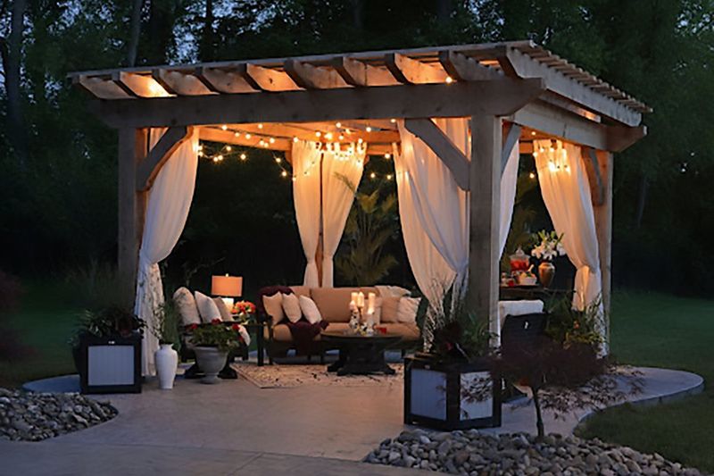 How Denver's Homes Are Embracing Coastal Curb Appeal: 10 Ideas To Try Now - Decor Hint Shell and Rope Decorative Elements