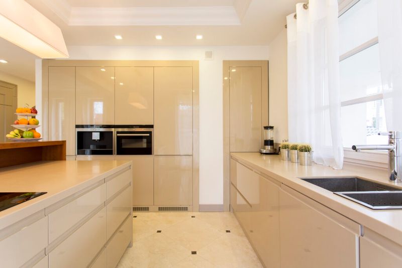 Modern Home Elements Buyers Are Moving Away From 17 To Rethink - Decor Hint Glossy high-shine cabinet finishes