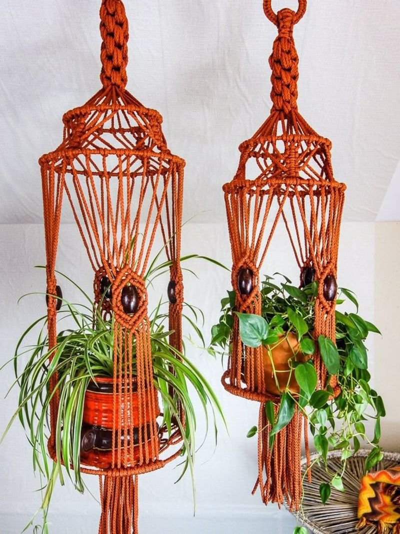 22 Retro Home Trends From The 1970s How Many Do You Remember - Decor Hint Indoor Plants in Macramé Hangers