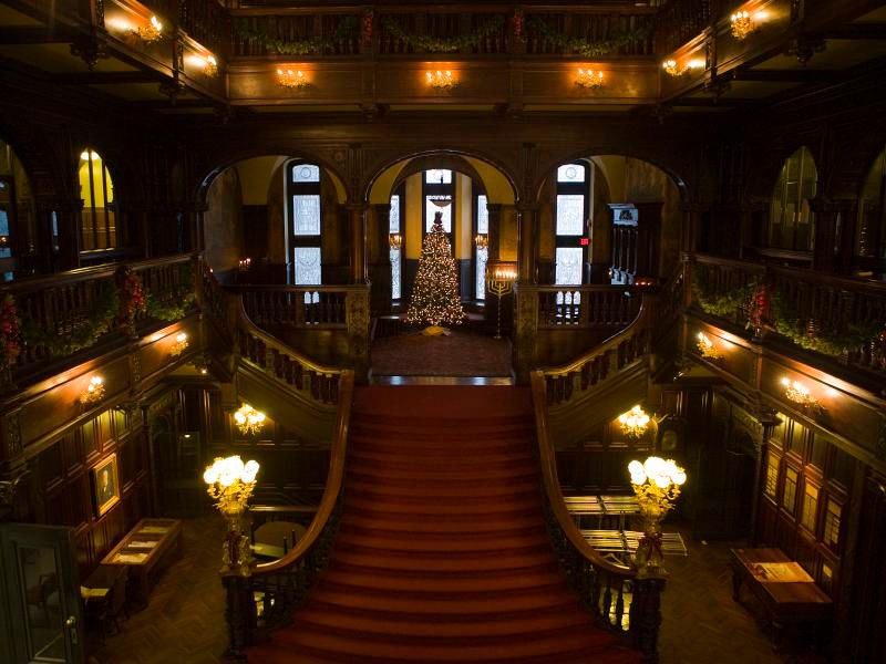Lavish Interior Treasures