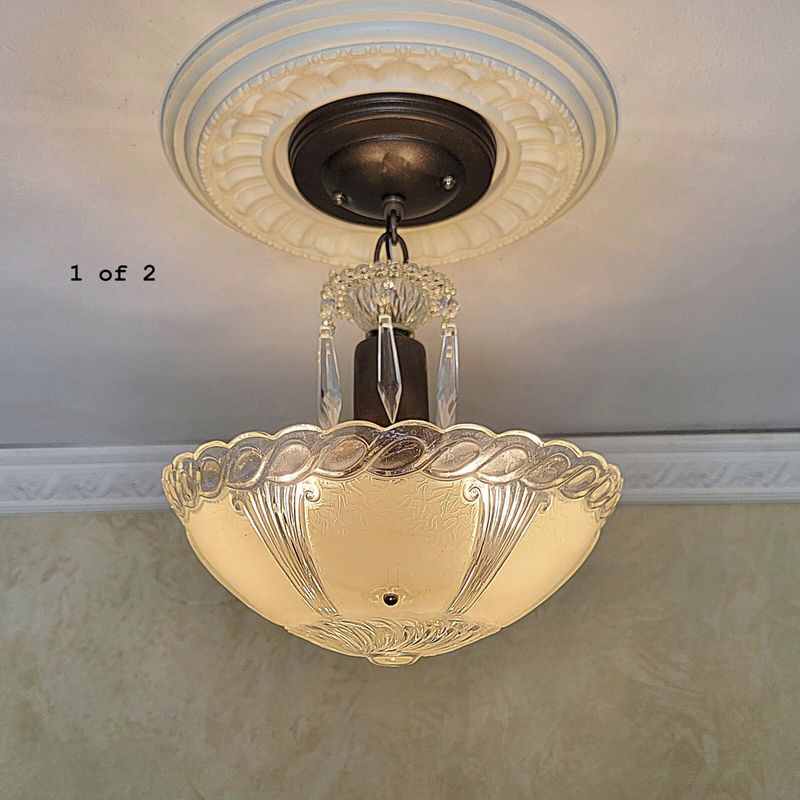 The Future Of 9 Home Designs Kansas Realtors Avoid And 11 Headed For Big Wins - Decor Hint Overly Ornate Light Fixtures (avoid)