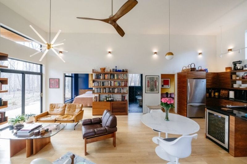 Tour The 12 Ultimate Tiny Home Where Smart Design Meets Effortless Style - Decor Hint Sleek Open Floorplan