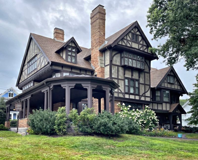 These 12 Michigan Home Styles Are Growing In Value - Decor Hint Tudor-Style Homes