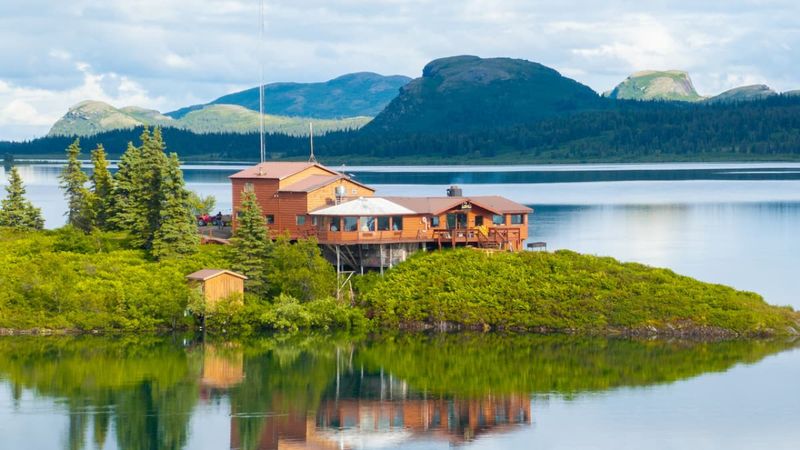 Property Prices Are Climbing For These 10 Types Of Homes In Alaska - Decor Hint Fly-In Only Remote Retreats