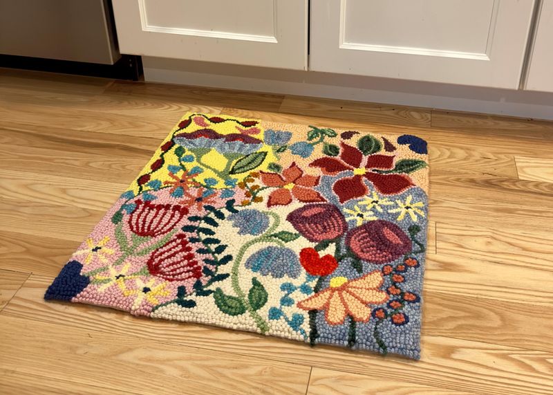 Warm & Welcoming: 11 Maine Rug Styles That Beat The Cold - Decor Hint Balsam Fir-Scented Scatter Mats