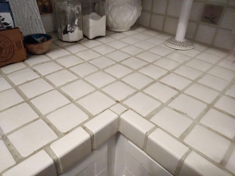 Tiled Countertops That Collect Crumbs And Criticism