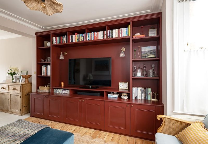 18 Reasons Your Living Room Feels Smaller Than It Is, According To Designers - Decor Hint Large Entertainment Centers