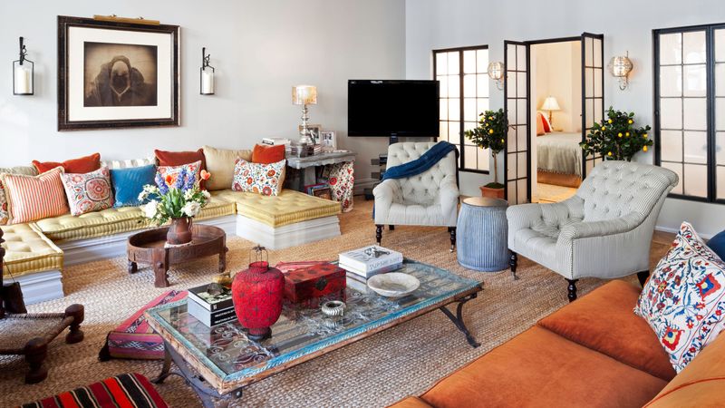 10 Timeless Decor Trends Still Going Strong in New York Homes - Decor Hint Eclectic Mix of Styles