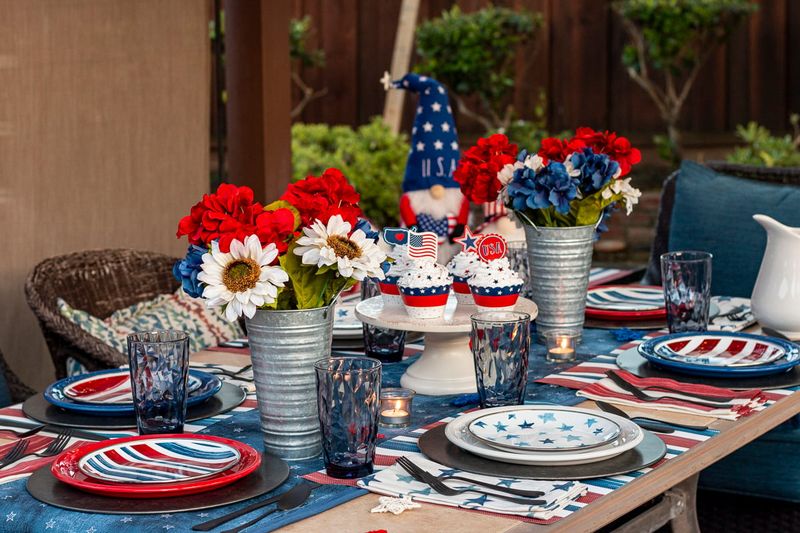 15 Creative Decor Ideas To Transform Your Home For The Fourth Of July - Decor Hint Stars-And-Stripes Table Settings