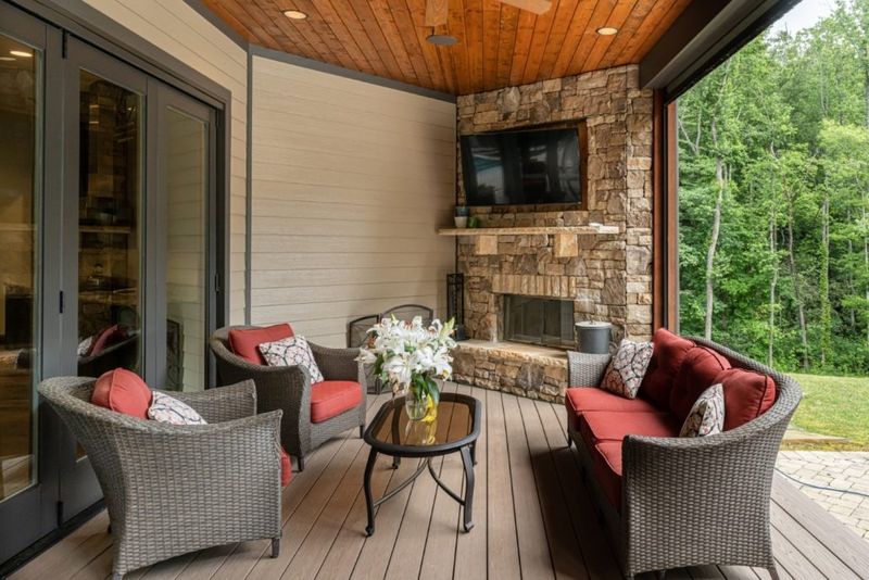 9 Cozy Patios That Define Everyday Life In Asheville - Decor Hint Four-Season Outdoor Lounges