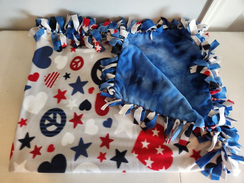 DIY Decorative Throws Or Blankets