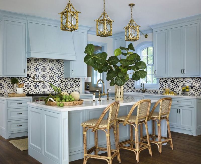 Designers In Washington Say Goodbye To These 9 Kitchen Trends And Hello To These 9 - Decor Hint Busy Mosaic Tile Patterns