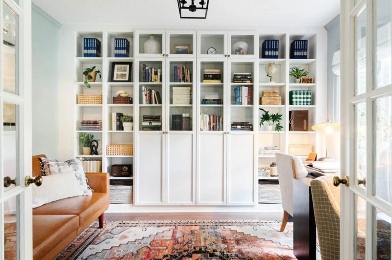 22 Clever IKEA Hacks That Don't Look Like IKEA At All - Decor Hint Custom Built-In Bookcases From Billy Shelves