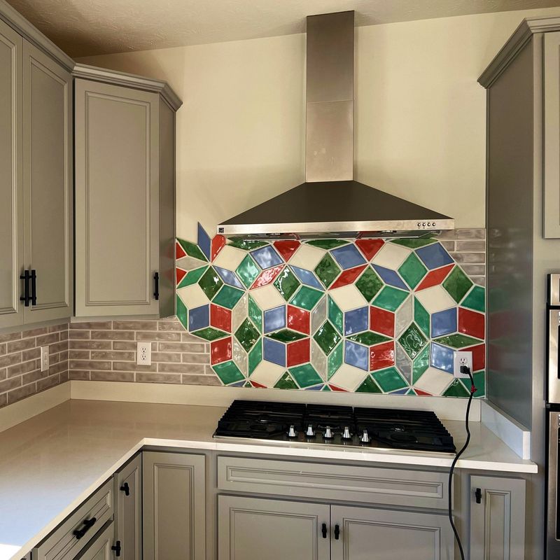 Inside 12 Modern Trends Iowa Experts Warn Against And 7 That Lost All Appeal - Decor Hint Busy Geometric Backsplashes