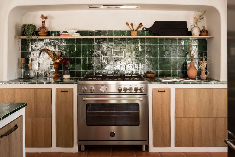 7 Things Making California Kitchens Look Cheap (Plus 7 That Instantly Elevate Them), According To Designers - Decor Hint Handcrafted Tile Backsplashes